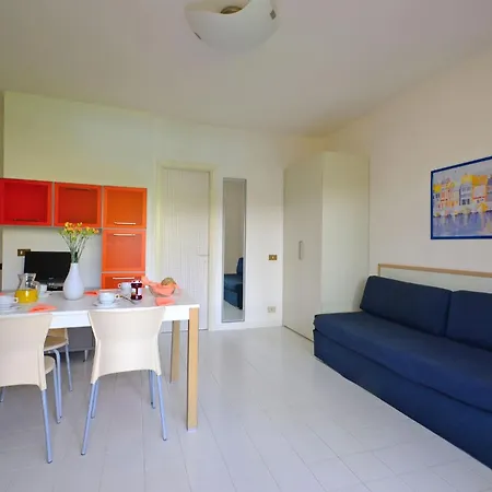 Ideal Equipped Retreat With Pool